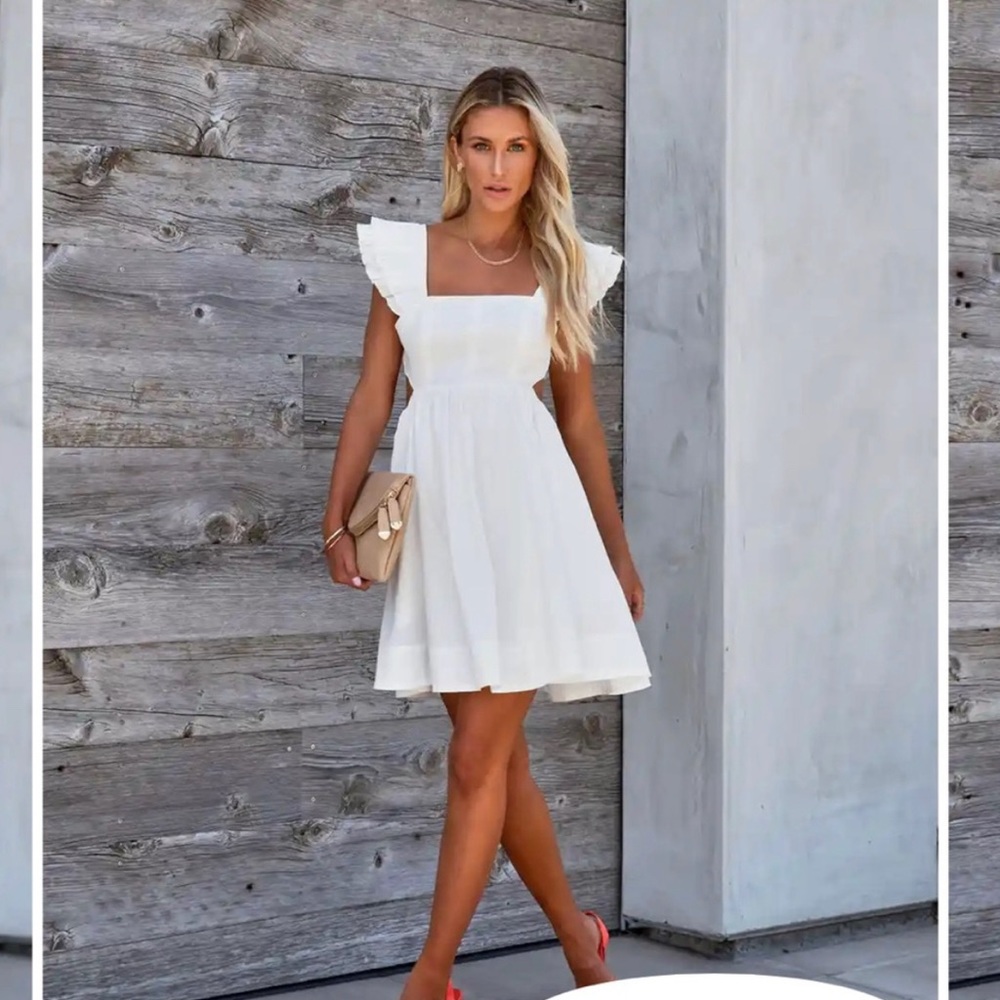 Vici Cabanetta Cotton Pocketed Babydoll Dress in White - Size Small